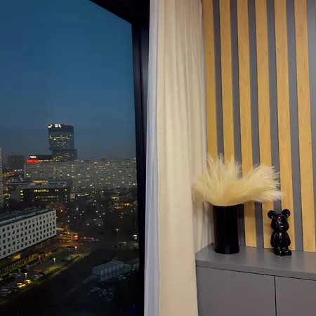 Apartament Urban Premium Global 18th Floor No14, Free Garage, Self Chec-in, No Deposit