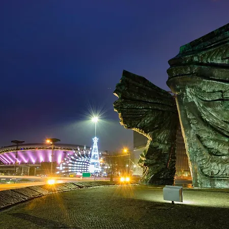 Urban Premium Global 18th Floor No14, Free Garage, Self Chec-in, No Deposit *