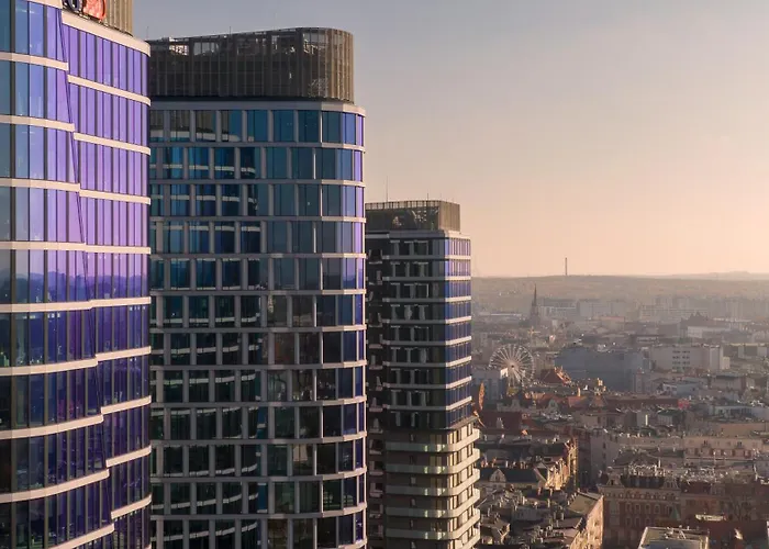 Apartman Urban Premium 18th Floor No 14, Free Garage, Self Check-in